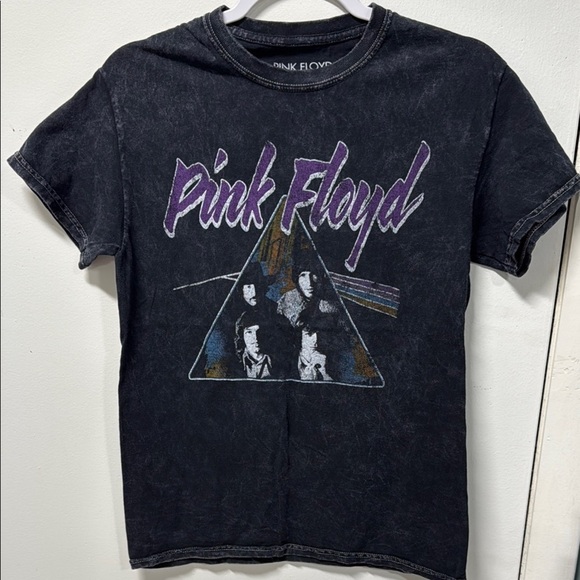 Pink Floyd Tops - Pink Floyd Black Graphic T-Shirt